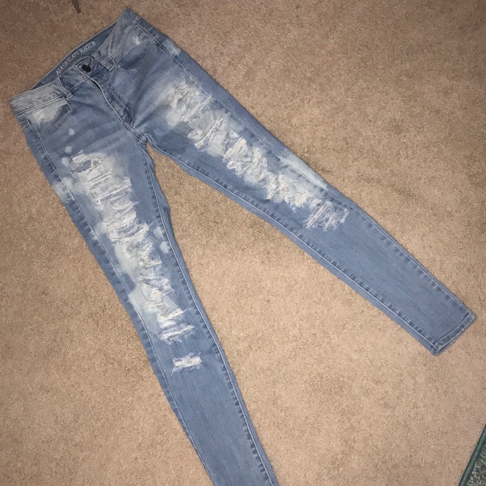 Women’s jeans.